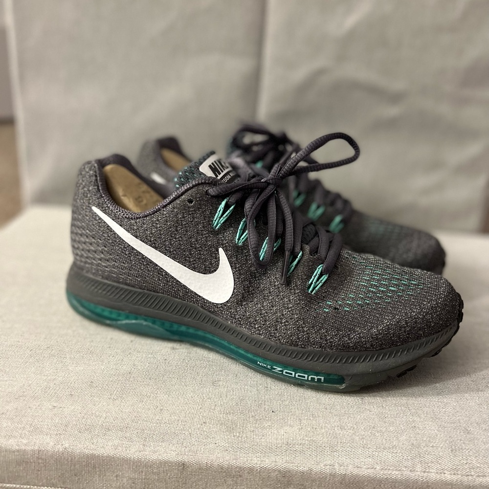 Nike zoom all out low